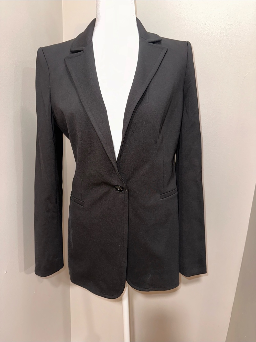 Alice + Olivia Black Single-Button Tailored Blazer